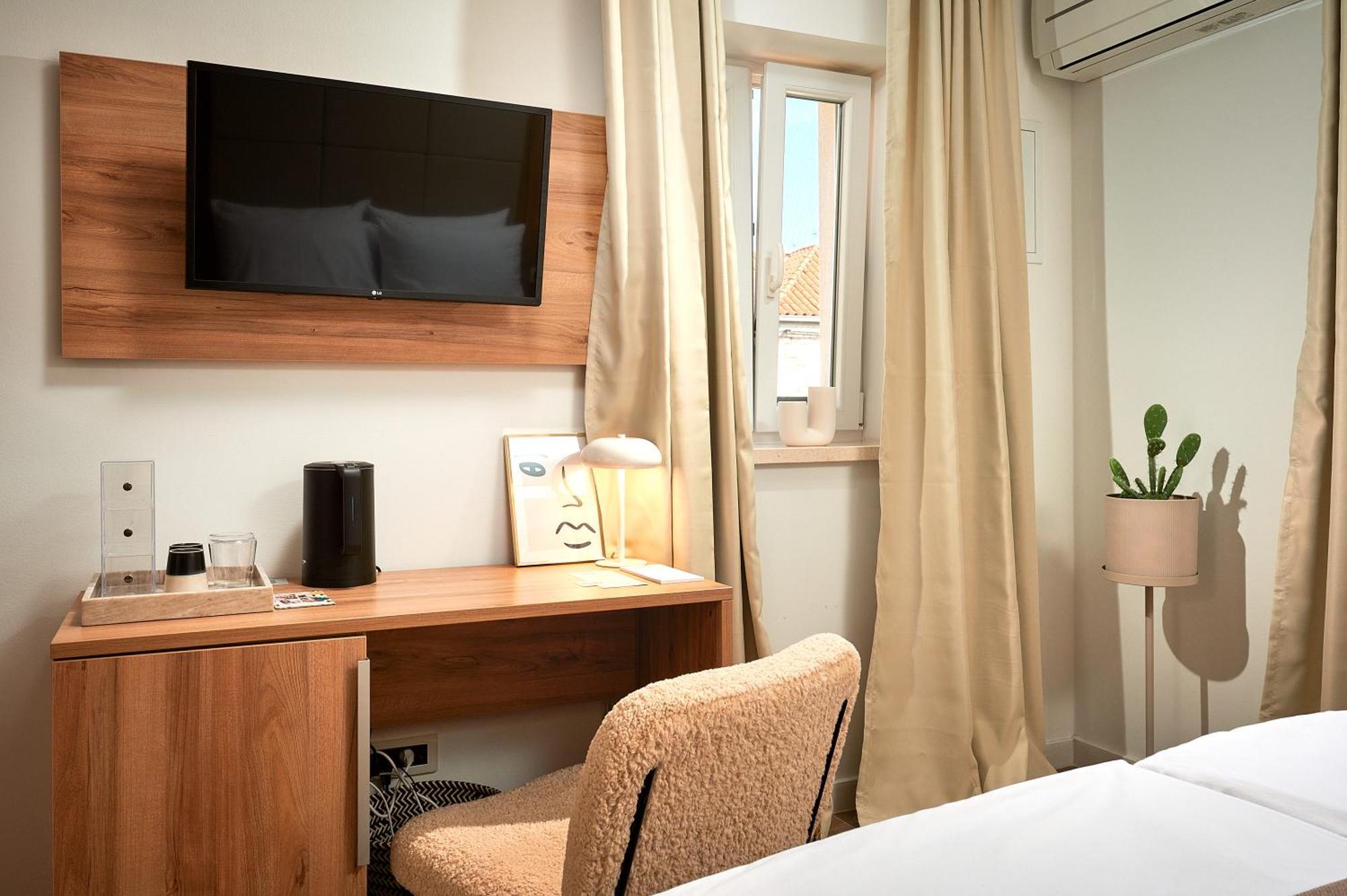 Ibella Boutique Rooms Split Exterior photo