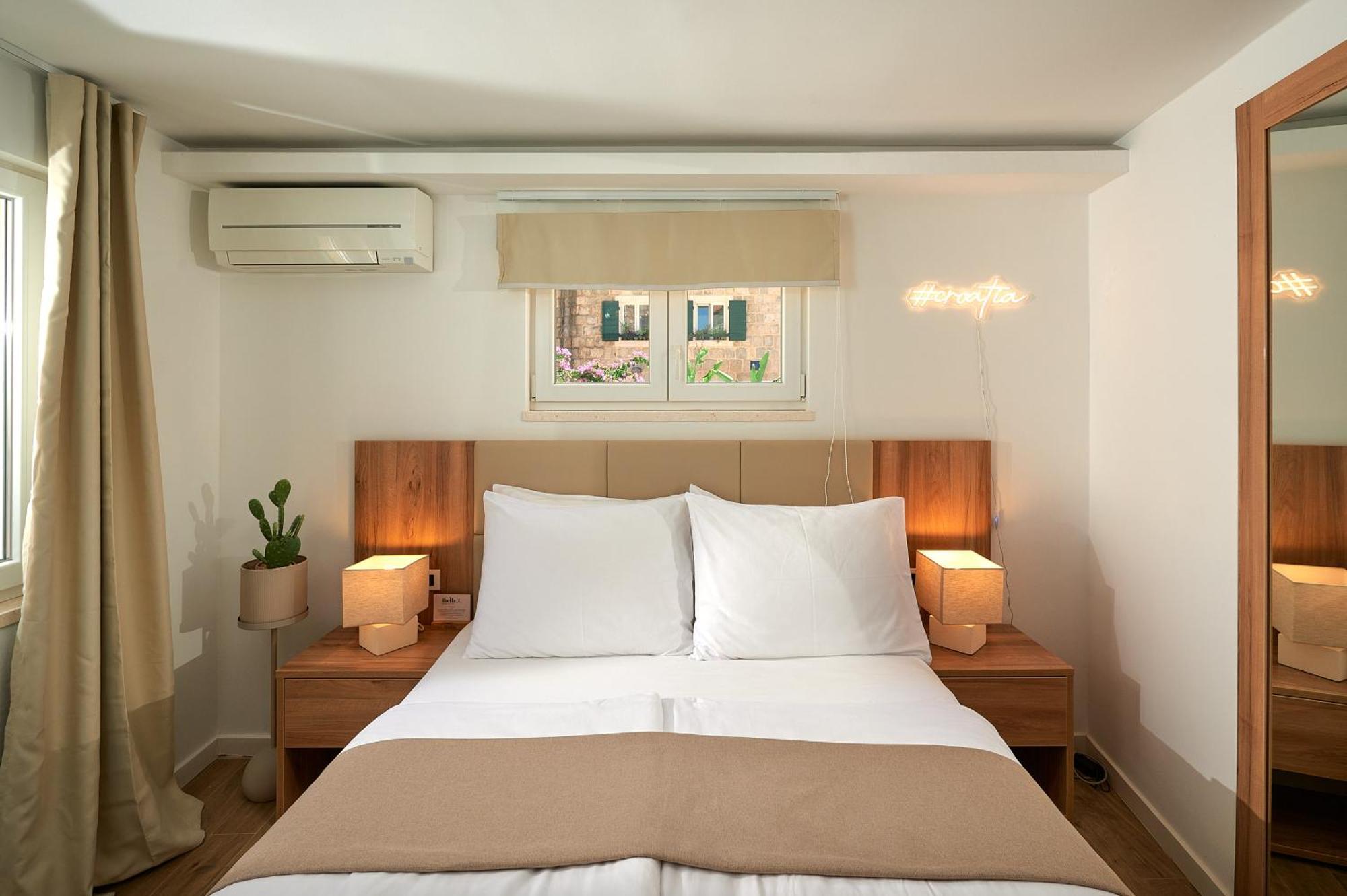 Ibella Boutique Rooms Split Exterior photo