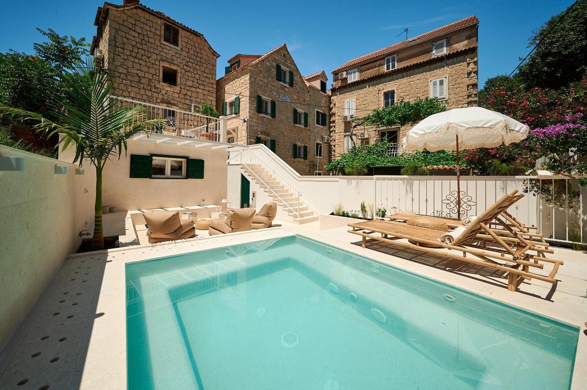 Ibella Boutique Rooms Split Exterior photo